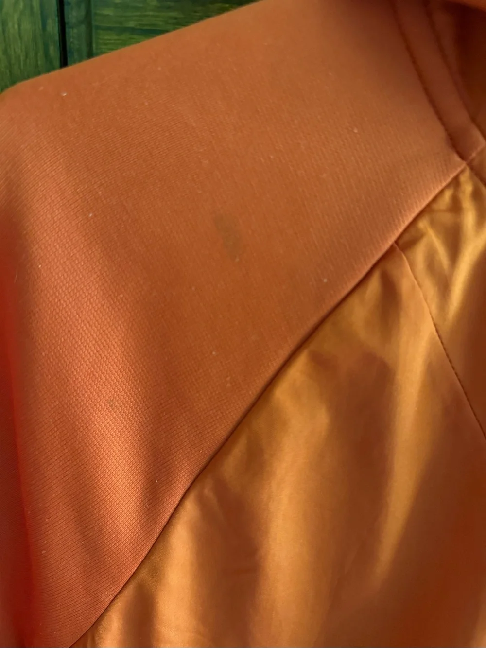 Under Armour Men's Vibrant Orange Performance Jacket. Under Armour Jacket-small